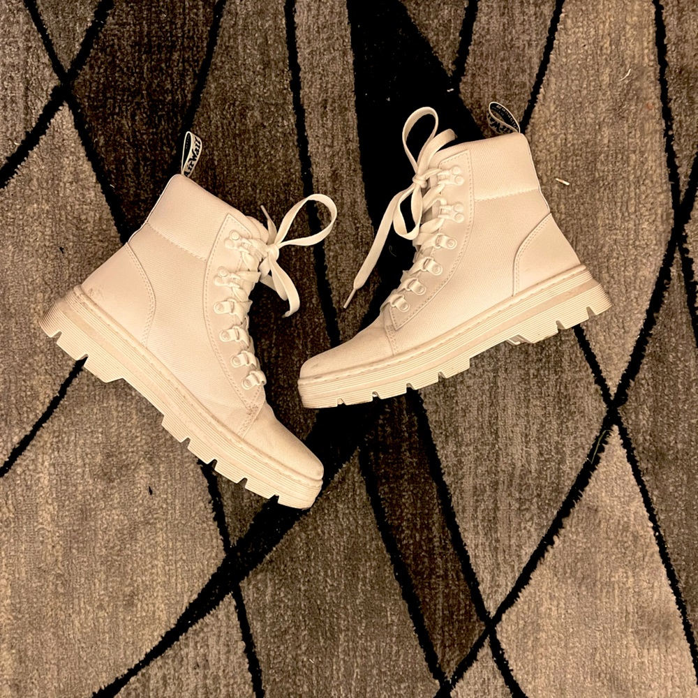 Dr Martens Combs Boot